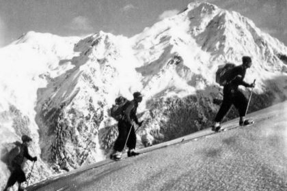 Collection JMOllivier – Raid Jeunesse et Montagne – La caravane de skieurs du raid Urdos-Luchon – 1942_05_1250 Collection JMOllivier - Raid Jeunesse et Montagne - La caravane de skieurs du raid Urdos-Luchon - 1942_05_1250